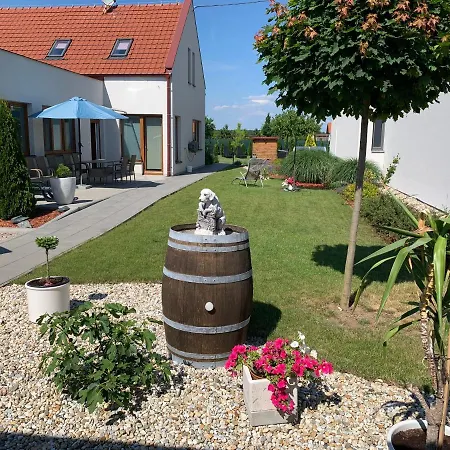 Rose Apartmán